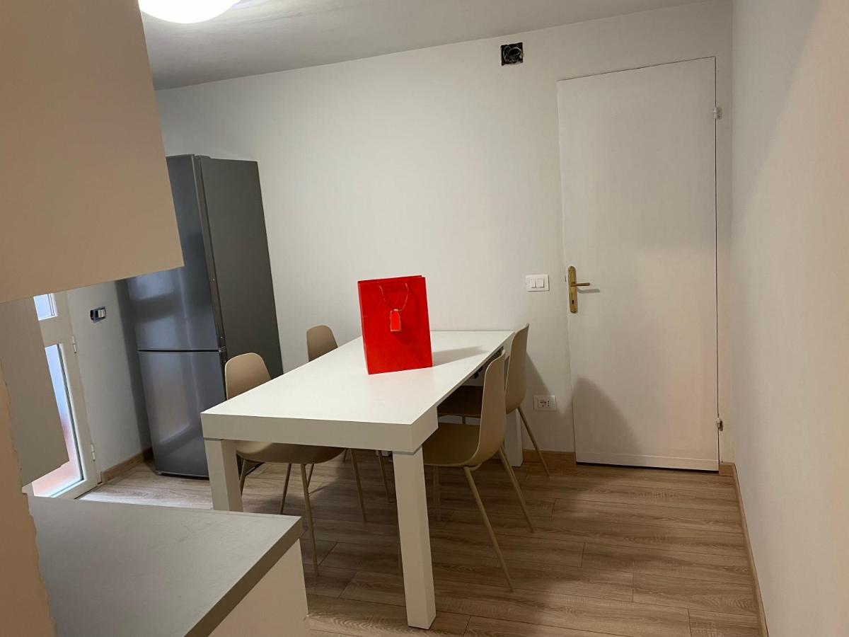 Appartamento Di Via Monterone Spoleto Luaran gambar